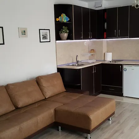 Apartamento Kraybrezhna *